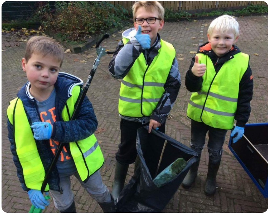 Tweeduizend vrijwilligers maken de Friese wateren schoon